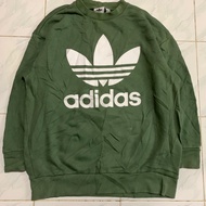 crewneck adidas trefoil center