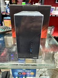 (商務文書小鋼炮X300 含WIN10+OFFICE終生使用)AMD桌機4350G八核心/8G/500GSSD/遊戲電腦