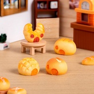 Miniature Bakery Cottage Resin Crafts Mini Kitchen Room Desk Decor Accessories
