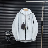 Arc'teryx始祖鳥 Alpha系列 Sv 第7代 GORE-TEX Pro 刺繡Logo圖案休閒運動連帽拉鍊硬殼衝鋒衣滑雪服風衣外套