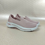 SKECHERS ARCH FIT IMAGINED SEPATU WANITA SLIP ON SEPATU SKECHERS GO WALK IMAGINED SKECHERS GORUN SKE