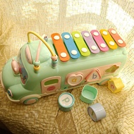 Baby BUS with CUBE & piano