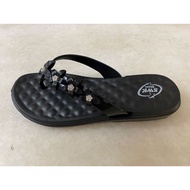 Fashion Women's Slipper /  Women's Flat / Slide / Slipper / Selipar Perempuan / Selipar Wanita .