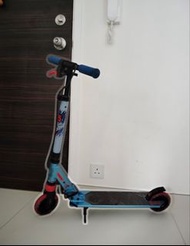 Micro 兒童滑板車