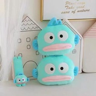 水怪 公仔 hangyodon 車載 汽車 車用 安全帶 護頸 頭枕 枕頭 cushion 靠墊 水怪公仔 送禮 禮物