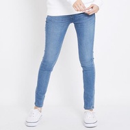 EDWIN 女款 MISS 503 經典皮牌 窄直筒牛仔褲 (漂淺藍)