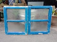 庄腳柑仔店~早期2格不規則玻璃窗木窗氣窗一對~尺寸:36*45.5公分