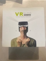 VR Glass FOV:120 跟藍牙手柄