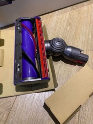 全新商品 Dyson Cyclone V10 Fluffy（V10 碳纖維毛刷深層吸頭）