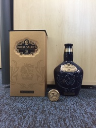 Royal Salute 21 Years Old - Empty bottle with box