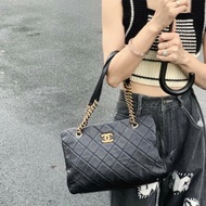 CHANEL 黑金孟買托特包 牛皮