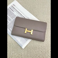 Hermes Constance Long Wallet  
康康長款钱包 
銀河灰金扣