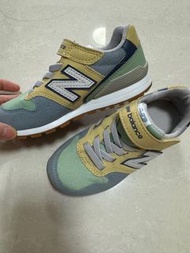 New Balance 幼童鞋