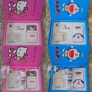 禮盒包裝Hello kitty 哆啦A夢行動電源組