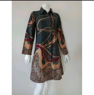 dress tunik batik lengan panjang motif tanda tangan bahan katun primisima dan lapis furing trikot ha