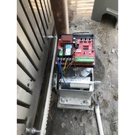 Boad Gate Motor Control