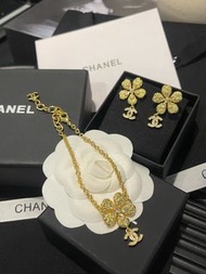 Chanel outlet 香奈兒金色四葉草手鍊/耳環