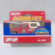 MERAH Realtoy MB G-Wagon 1/57 Rescue 911 Red Action City Fast Wheels No. 38902 Diecast Scale 1: Poli