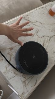 Midea 迷你電磁爐 圓形 黑色