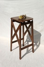 森佐木sen zuo mu /燕尾蝶（高腳椅）