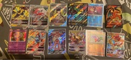 Ptcg 卡（平放）小菊兒的璀璨  列空座 代歐奇希斯異圖 索羅亞克 洛奇亞 捷拉奧拉 夢幻 騎拉帝納 光輝甲賀忍蛙 光輝摔角鷹人 噴火龍 爆香猿 V/V max/V star/異圖/全圖人物，天地萬