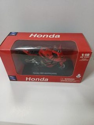 全新Honda CBR 600RR (2005) 模型