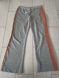 灰色喇叭腳運動褲 Grey trousers