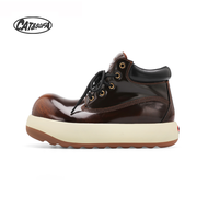 รองเท้าบูทมาร์ตินสีน้ำตาลทรงหัวโตสไตล์ใหม่ สไตล์ย้อนยุค รองเท้าบูทสั้นแบบสวมสำหรับผู้ชาย รองเท้าบูทฤ