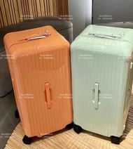 絕版 可官網註冊 終身保養 RIMOWA ESSENTIAL Trunk Plus Gloss Mint green 83280761 薄荷綠 33" 超大型托運箱 魔方箱 水桶箱 方胖子 搵喼Mor