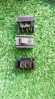 ช่องสวิทช์ Isuzu D-MAX All New 2012-2018 พร้อมสวิทซ์เปิด-ปิด LED 12v. 3ขา มีสีแดง  เขียว  ส้ม และ น้