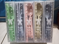 BISA ( COD ) isi 25pcs Souvenir SENDOK MELAMIN SATU SET ( SENDOK + SUMPIT + GARPU ) KEMAS MIKA MOTIF