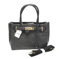 鴕鳥皮 700 斜背兩用包，附肩帶

黑色鴕鳥皮