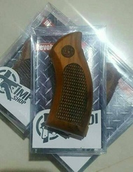 grip kayu WG733/731/m36
