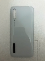 Nắp lưng mi9 lite tặng kèm keo dán.