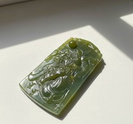黃加綠翡翠精雕關聖帝君 | 天然翡翠A貨 | 送禮
