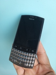 Nokia Asha 303