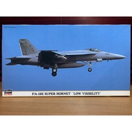 Hasegawa 00829 F/A-18E Super Hornet 'Low Visibility' 1/72 (3413)