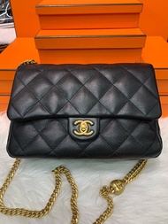 CHANEL/香奈兒 23P/24P 荔枝紋牛皮 金扣黑色，單肩斜挎包，愛心金球方胖子，🉑陪驗‼️