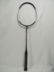 Hiqua TITANIUM MUSCLE 800 Raket Badminton