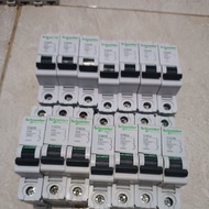 MCB c60 a c60 N. 1 phase second hand goods guaranteed normal