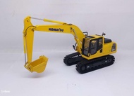 Diecast Excavator Komatsu PC200 Miniatur Alat Berat