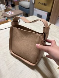 🌈ㆍBaggington Flor 滾邊立體手提包 粉米色 附可調背帶