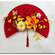 Finished product built-in 54cm red velvet paper fan.