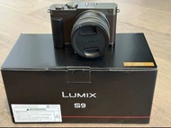 Panasonic LUMIX S9 DC-S9N-N Mirrorless Camera Titan Gold 18-40mm Zoom Lens Kit
