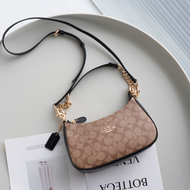 กระเป๋าสะพายไหล่สตรีCoâchกระเป๋าถือ CA548 กระเป๋าแฟชั่นกระเป๋าที่เข้าคู่กันทั้งหมด