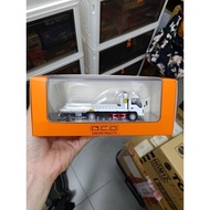 GCD Isuzu Tow Truck White (Unsealed)