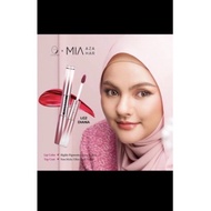Elegant Lipshine X Mia azahar