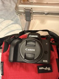 絕版！Canon EOS M50 輕便無反相機連鏡頭