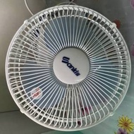 夾扇風扇