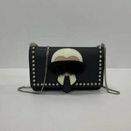 FENDI 小怪獸黑銀老佛爺卯釘woc鏈條肩背斜背包18.5*13*4.5 98新配件塵袋